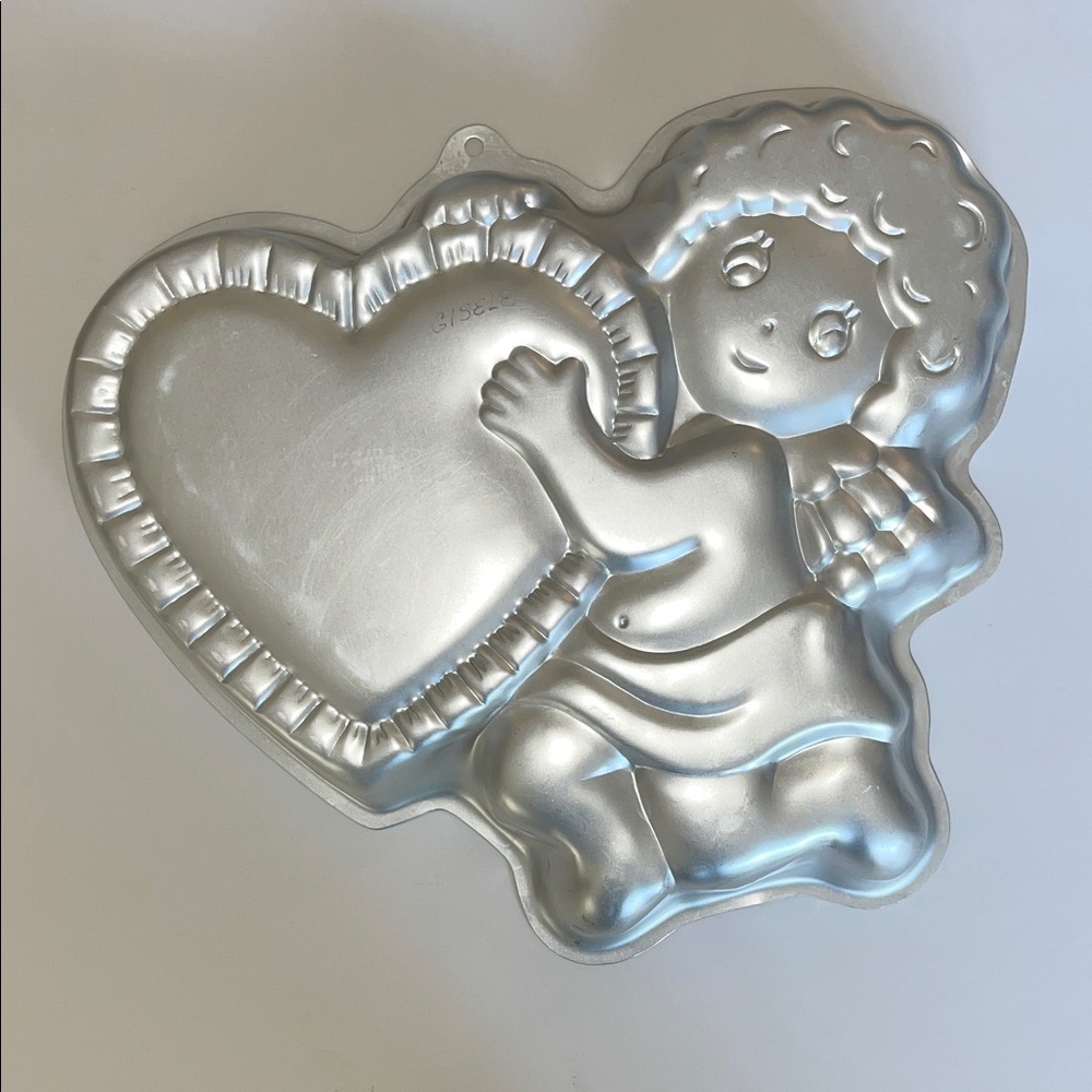 Vintage Wilton Cupid Valentines Day Cake Pan 1982 502-4262
